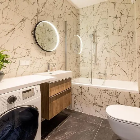 Złoty Lotos-śródmieście Z Darmowym Parkingiem * Gdansk