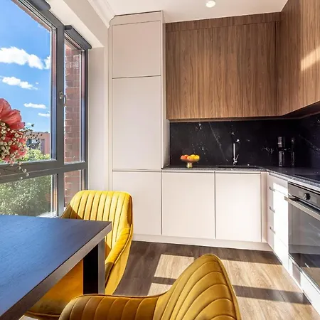 Złoty Lotos-śródmieście Z Darmowym Parkingiem