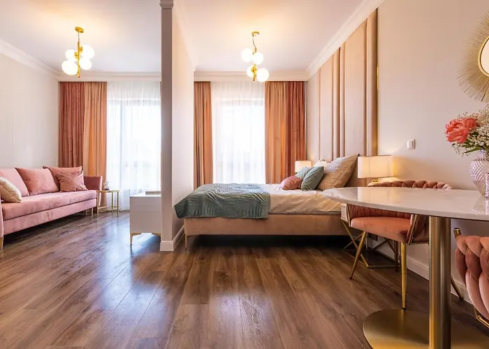 Zloty Lotos-srodmiescie Z Darmowym Parkingiem * Gdaňsk