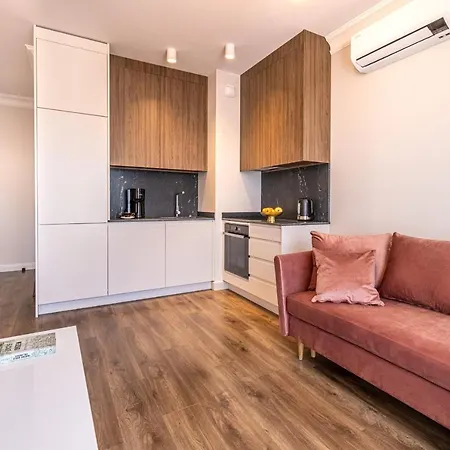 Zloty Lotos-srodmiescie Z Darmowym Parkingiem Danzica